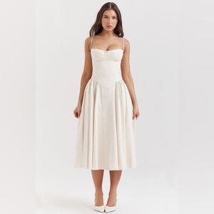 House of CB Dupe-For Love Bell Brand Sleeveless Corset Fit Midi